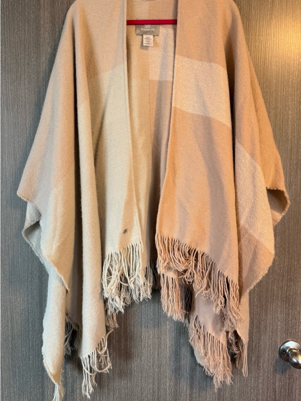 Soia & Kyo Beige Knit Wrap